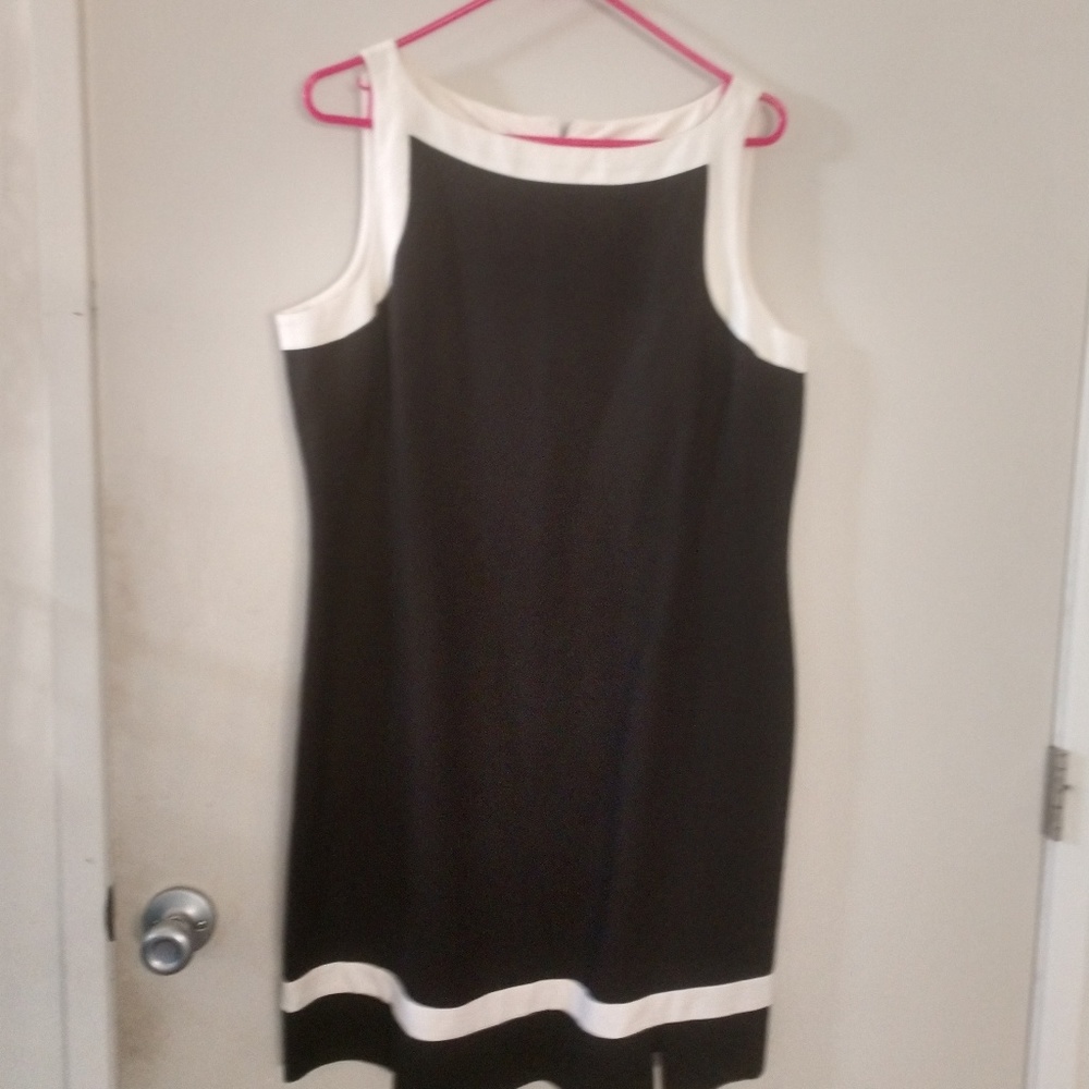 Jones New York Dress Black and White size 16